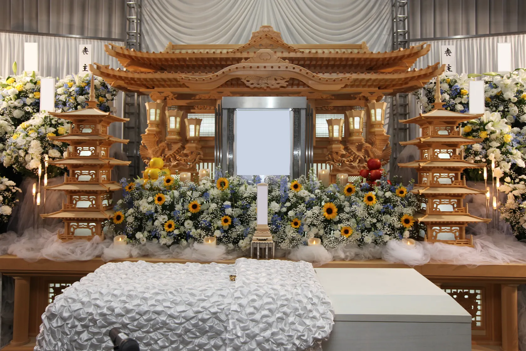 祭壇施行例（2）